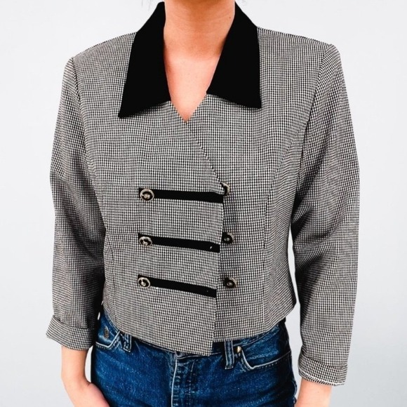 Sheri Martin Jackets & Blazers - Sheri Martin Vintage Houndstooth Cropped Blazer Velvet Collar Black White 14P